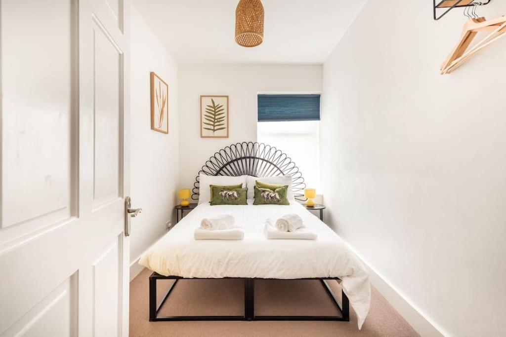 Penarth Townhouse Close To Cardiff & Bay ภายนอก รูปภาพ