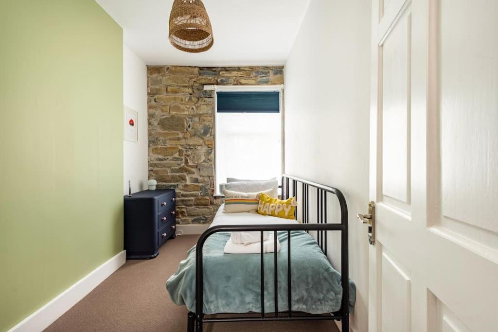 Penarth Townhouse Close To Cardiff & Bay ภายนอก รูปภาพ