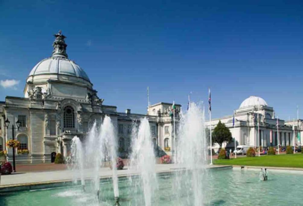 Penarth Townhouse Close To Cardiff & Bay ภายนอก รูปภาพ