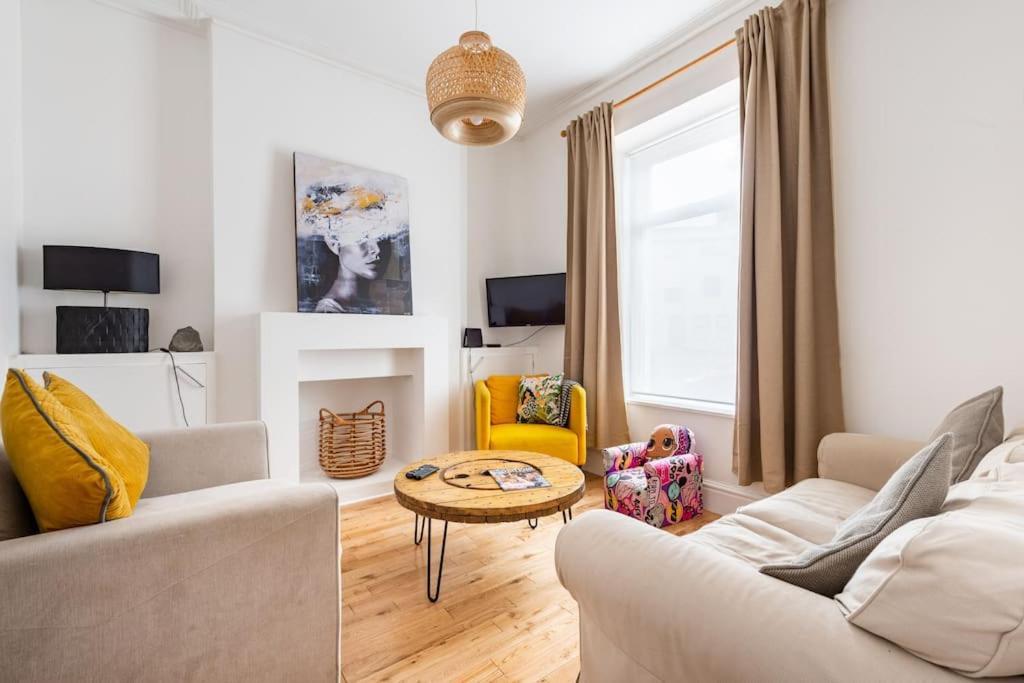 Penarth Townhouse Close To Cardiff & Bay ภายนอก รูปภาพ